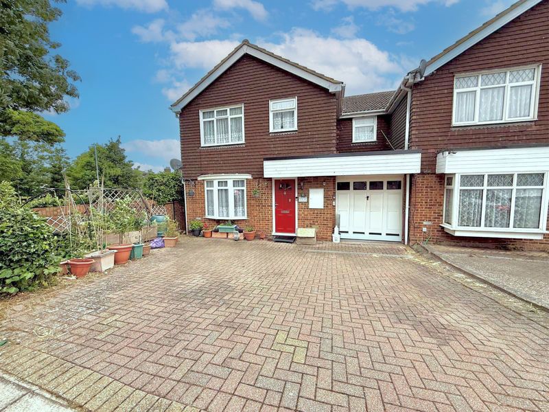 Property photo 1 of 12 Front