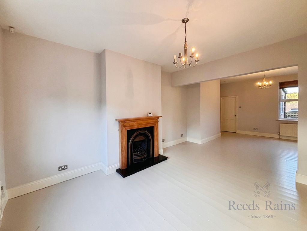 Property photo 2 of 21 Picture No. 38