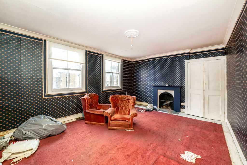 Property photo 1 of 9 Floorplan