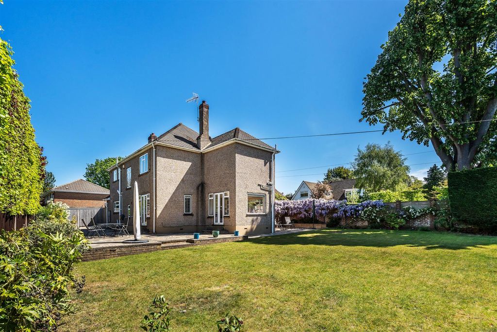 Property photo 3 of 39 Wray-Lodge-2.Jpg