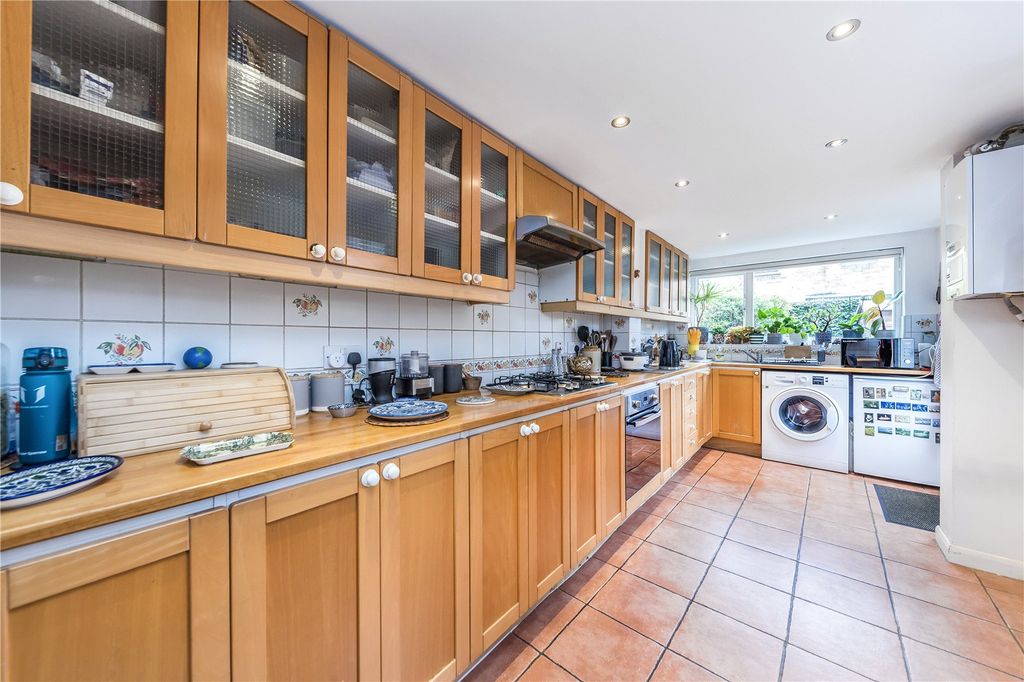 Property photo 2 of 3 Picture No. 20