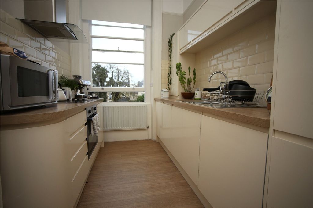 Property photo 3 of 8 Picture No. 08