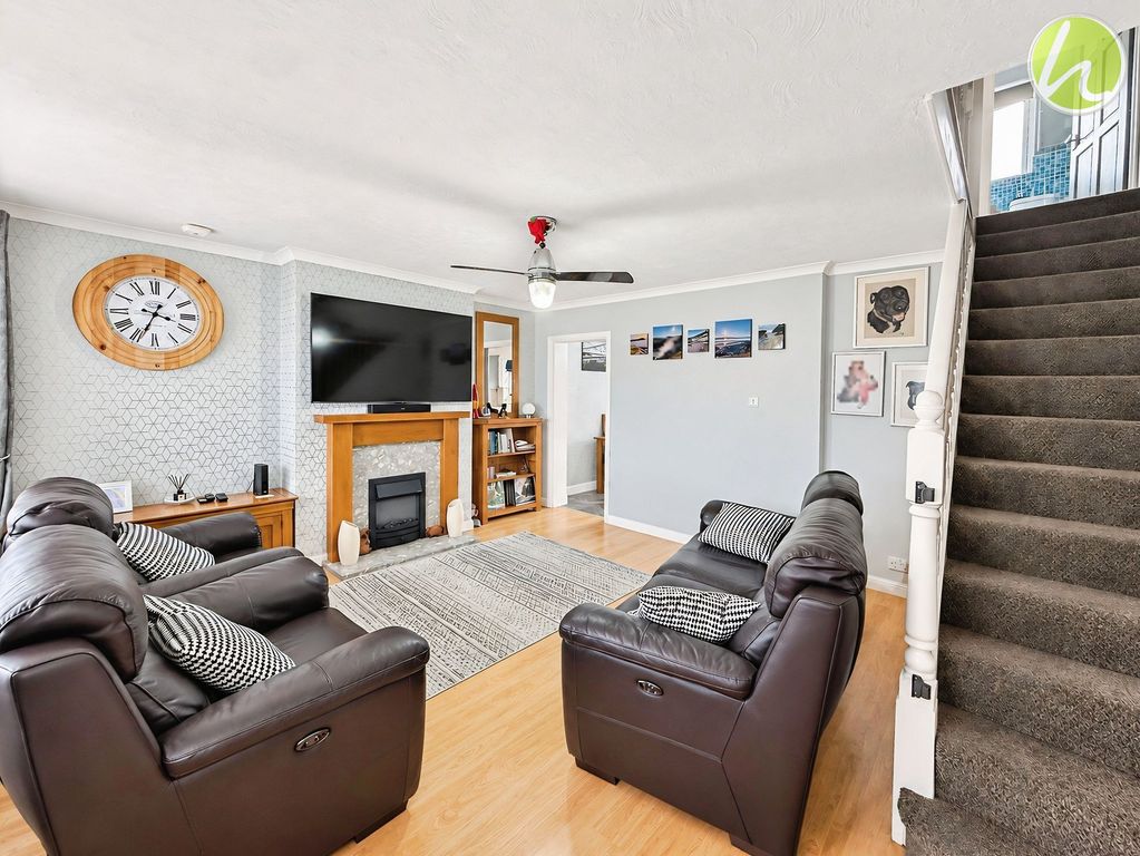 Property photo 3 of 15