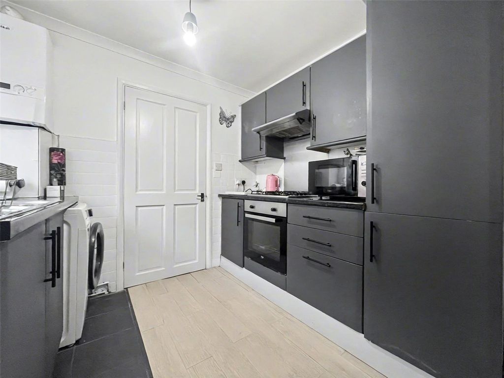 Property photo 2 of 10 Picture No. 09