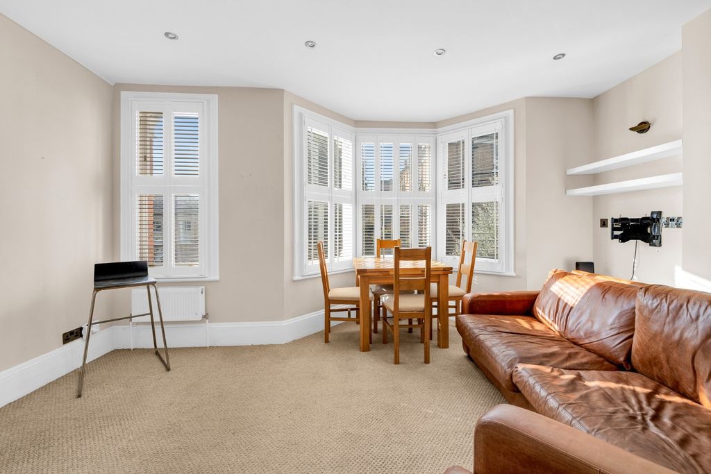 Property photo 3 of 16 5141293