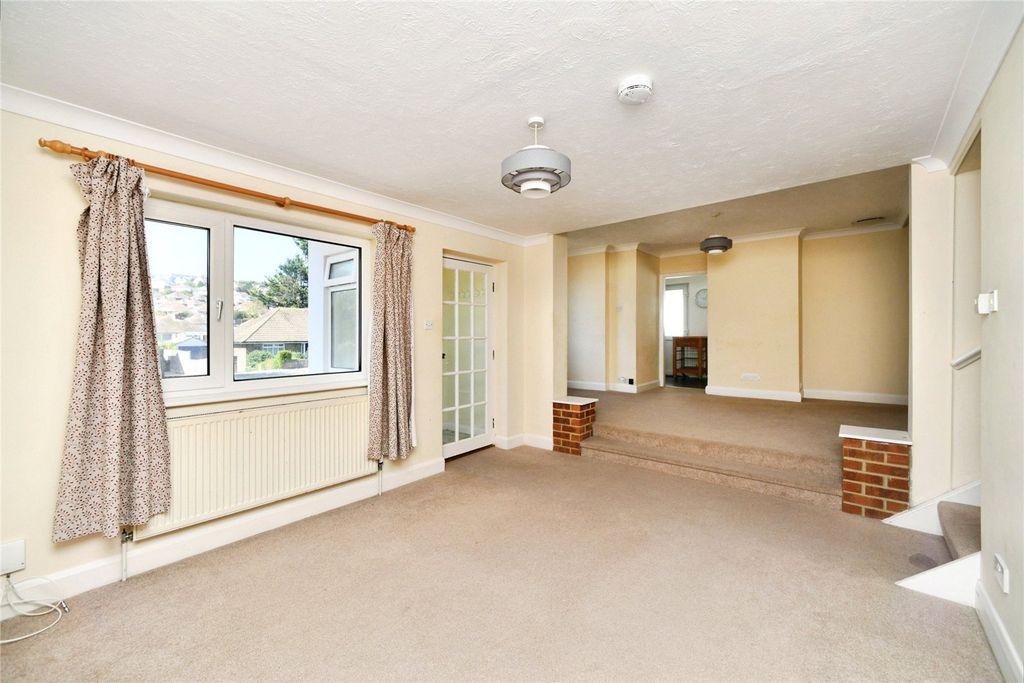 Property photo 2 of 19 Living Room