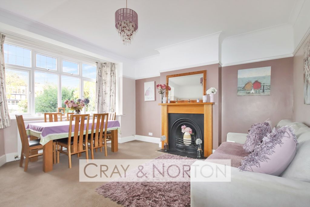 Property photo 2 of 14 Photo 1