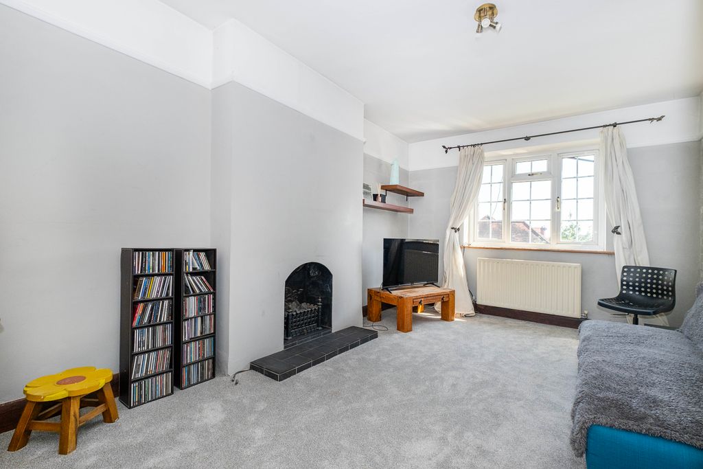 Property photo 2 of 7