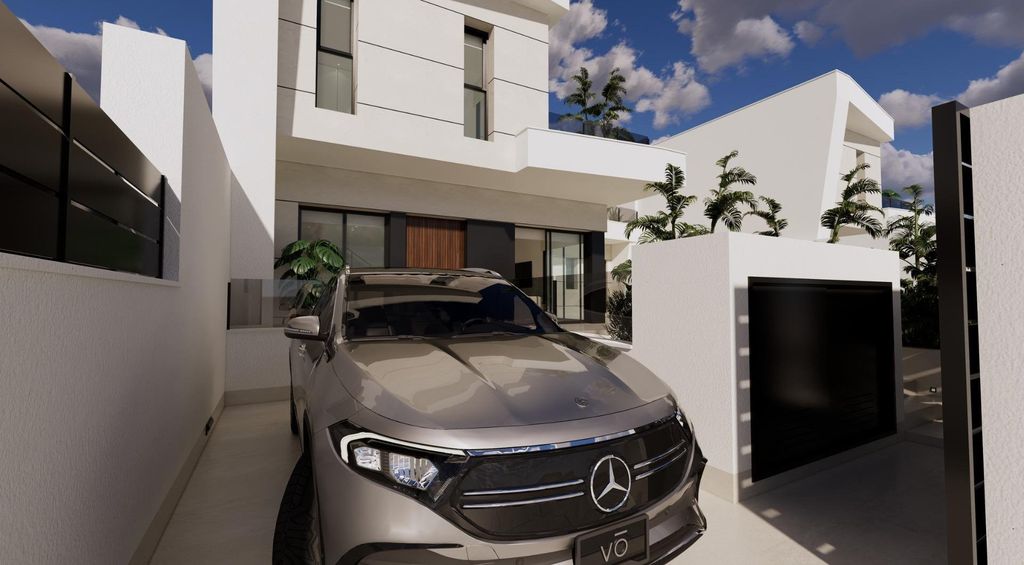 Property photo 2 of 38