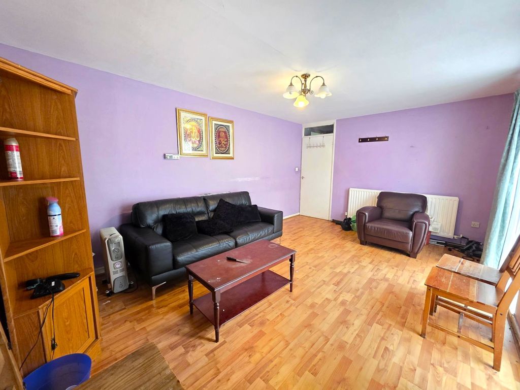 Property photo 3 of 22 Gallery