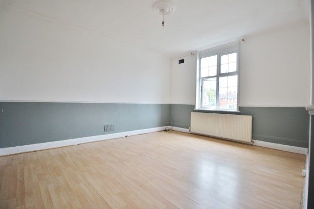 Property photo 2 of 8 Lounge