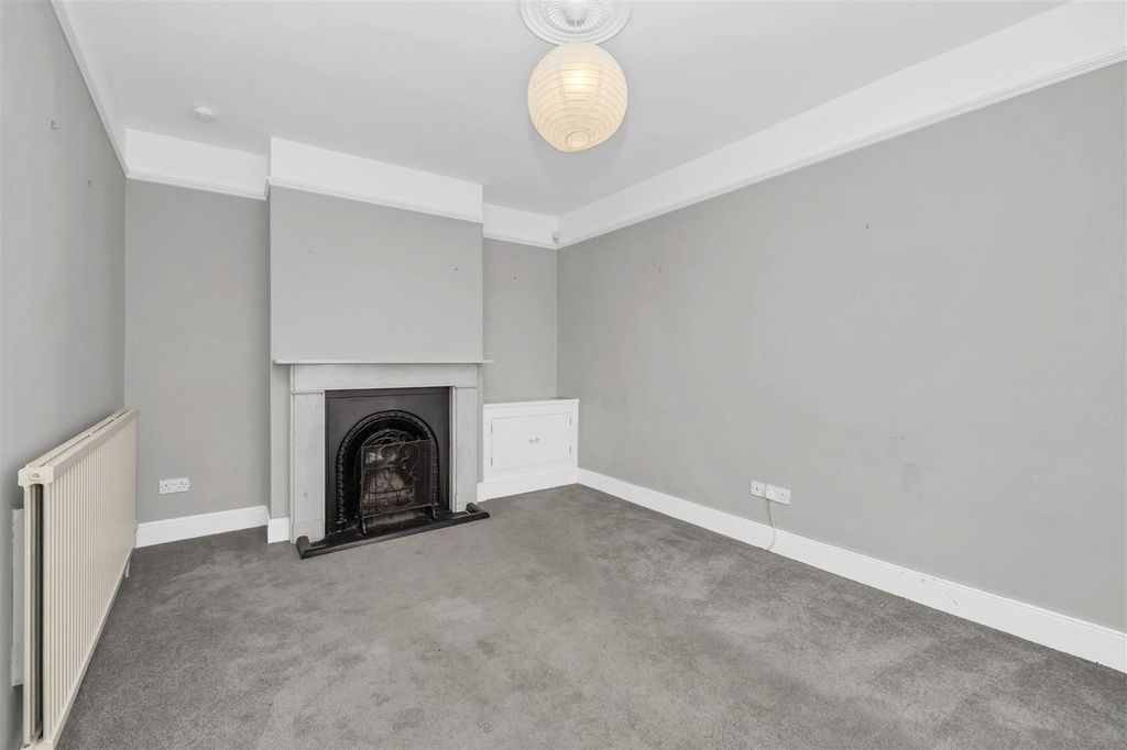 Property photo 3 of 16 Dcp_8904.Jpg