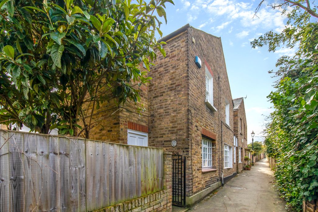 Property photo 1 of 12 Img_4018