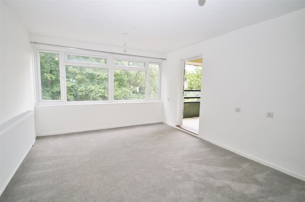 Property photo 2 of 10 Img_7063.Jpg