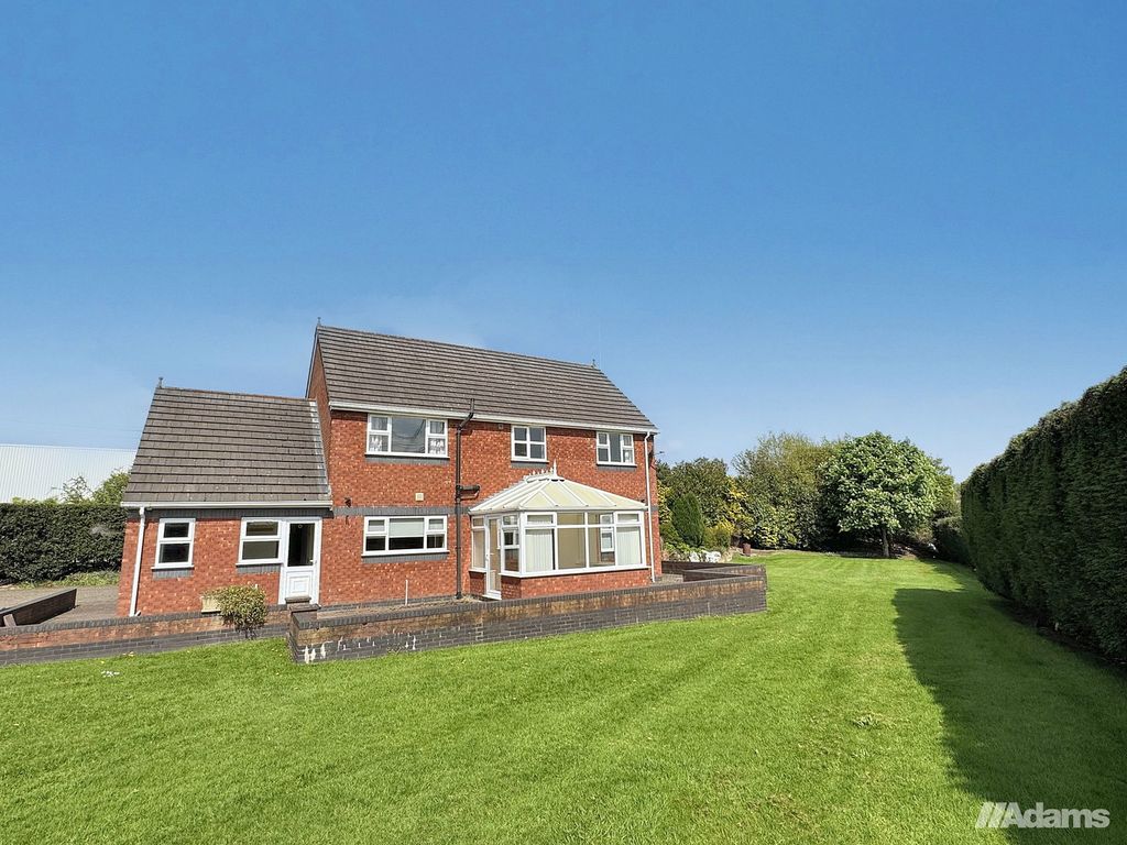 Property photo 2 of 43