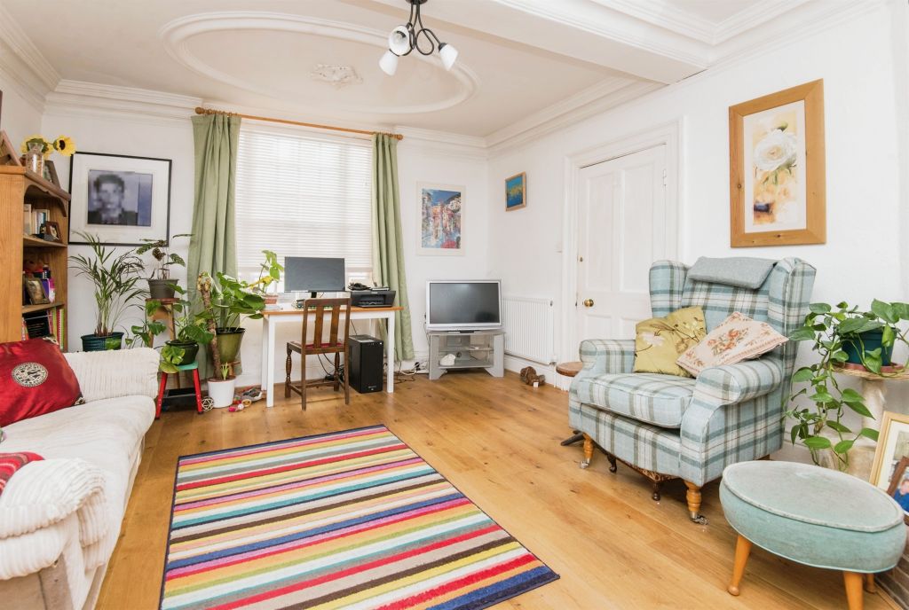 Property photo 3 of 17