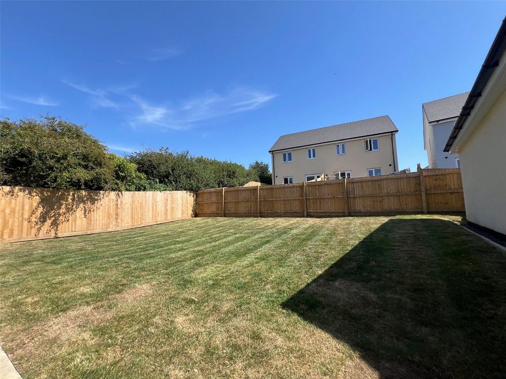 Property photo 3 of 21 Picture No. 38