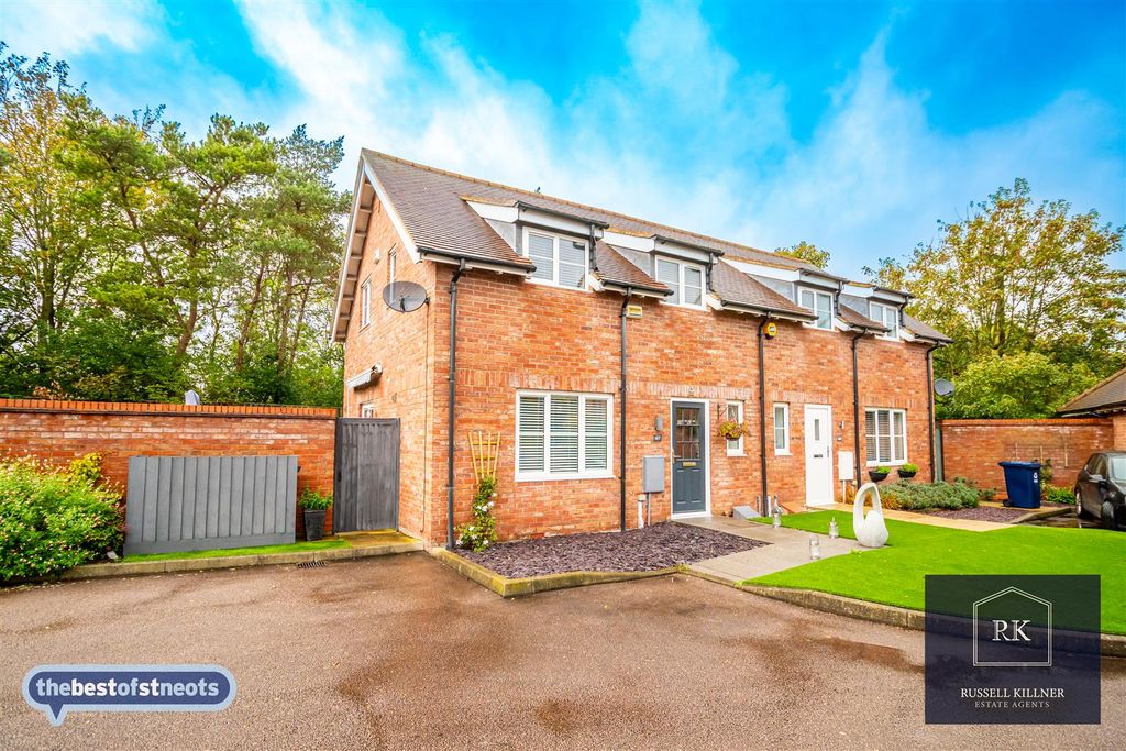 Property photo 1 of 19 Front.