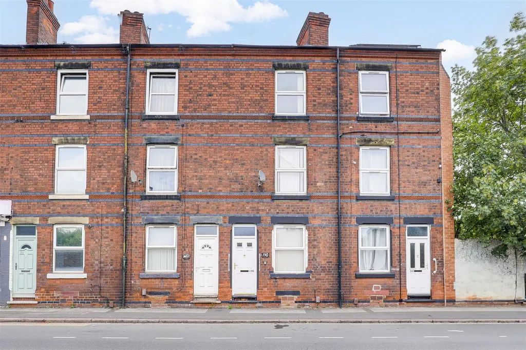 House in Nottingham, Old Basford - View 3