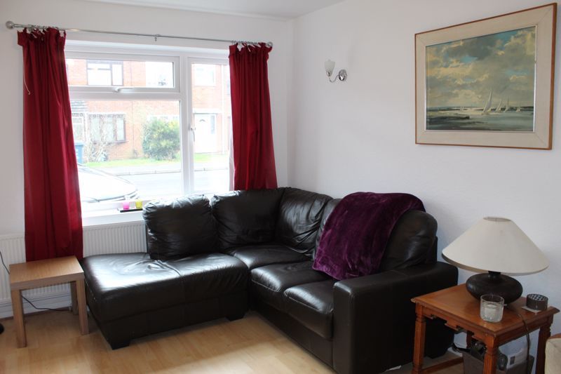 Property photo 2 of 8 Photo 3