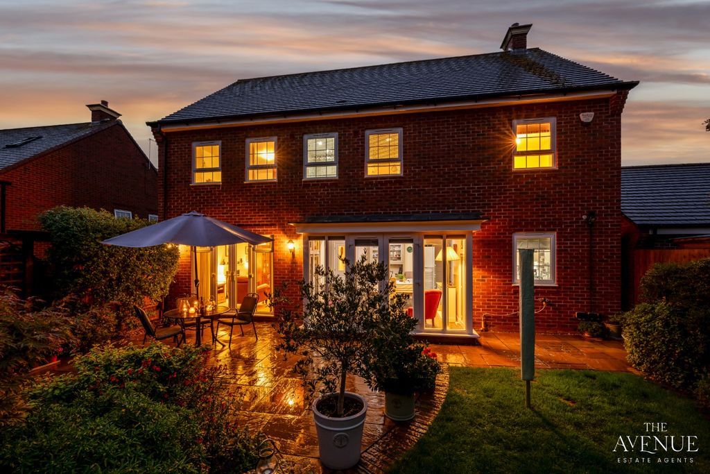 Property photo 1 of 40 4443155