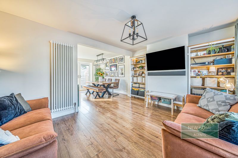 Property photo 2 of 25 Photo 16