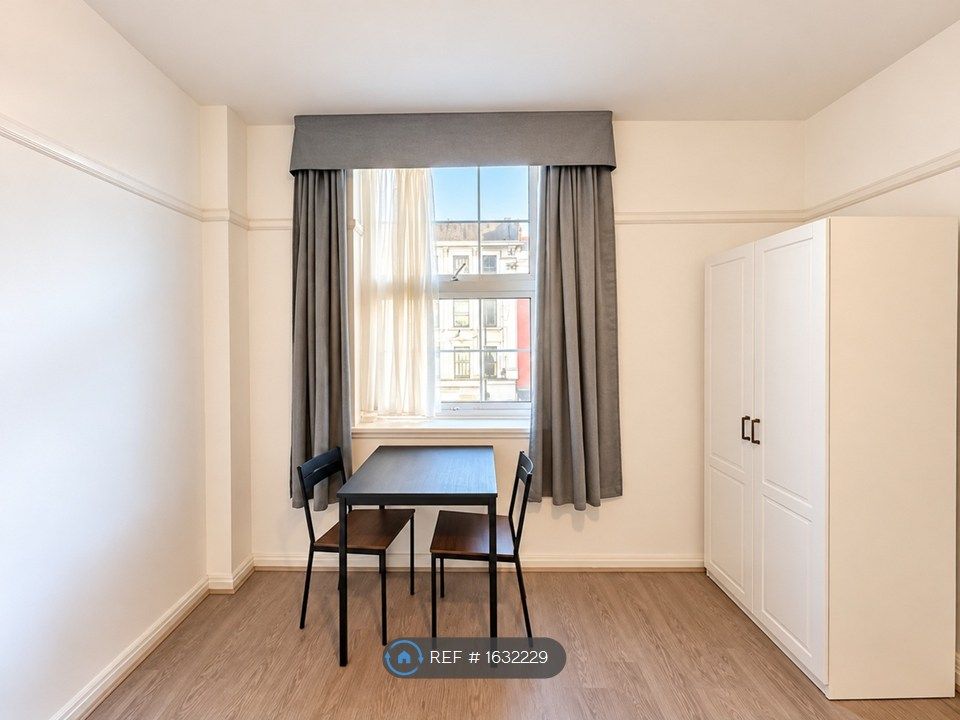 Property photo 3 of 9