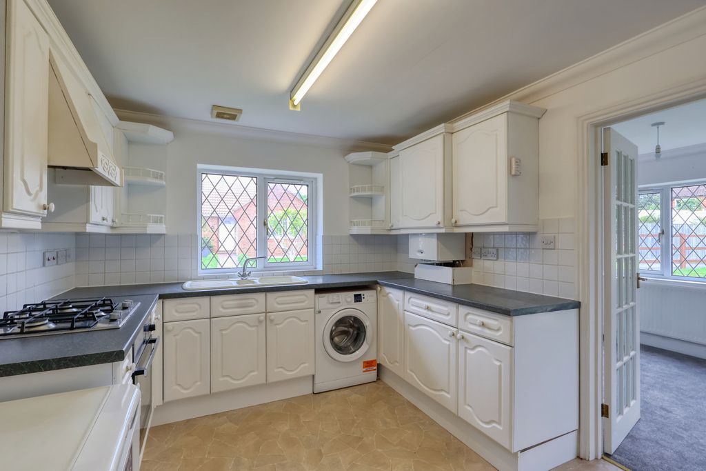 Property photo 3 of 14 Picture No. 10