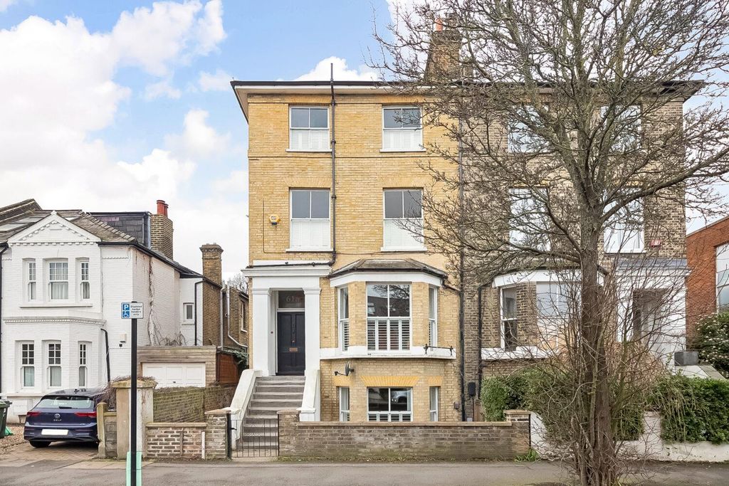 Property photo 1 of 14