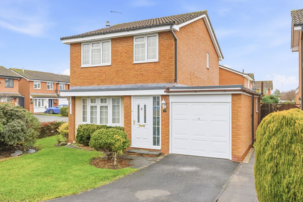 Property photo 1 of 18