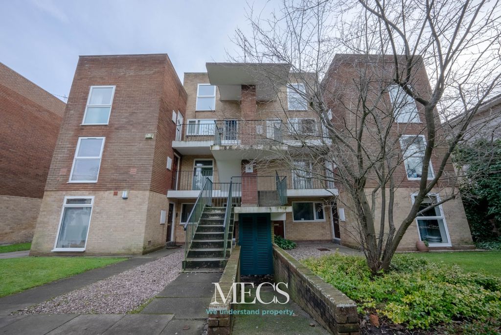 Property photo 1 of 11 1785610