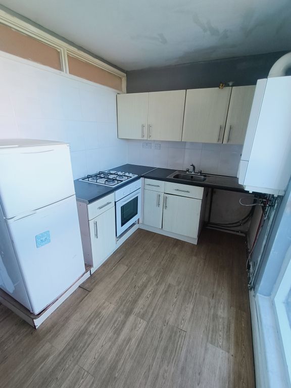 Property photo 3 of 5