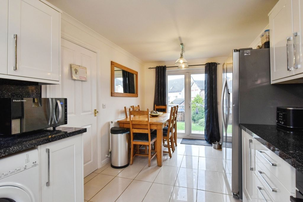 Property photo 3 of 18 Pbox-Img.Jpg