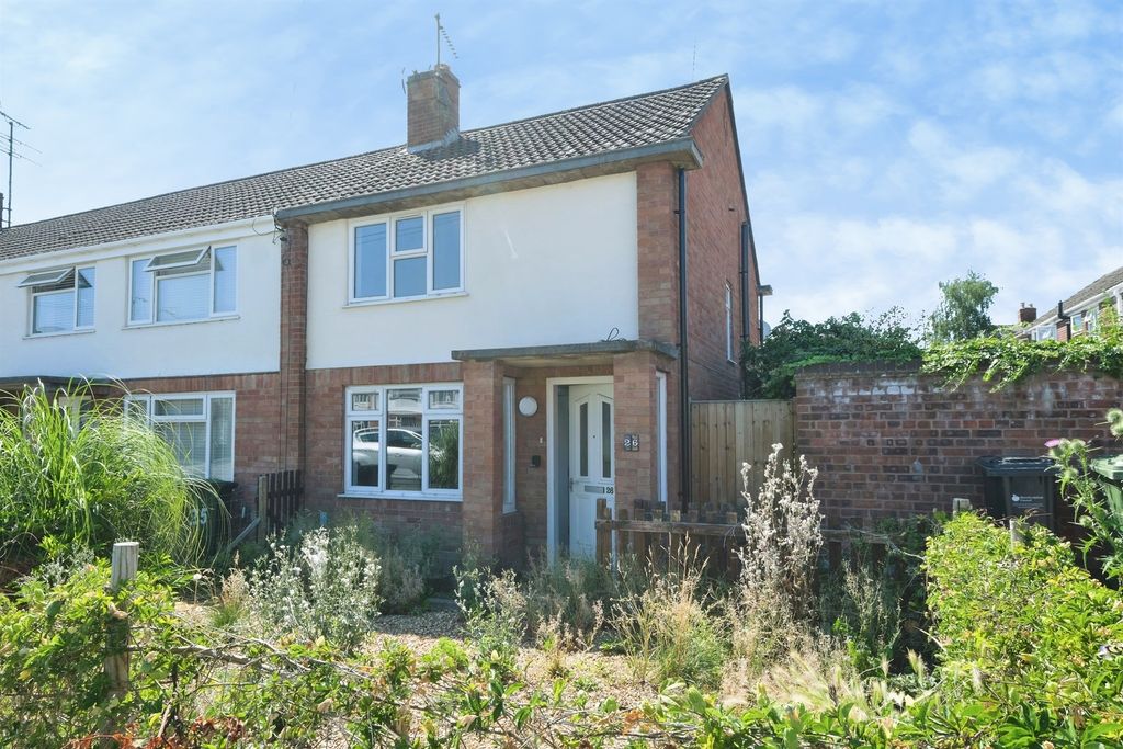 Property photo 1 of 17