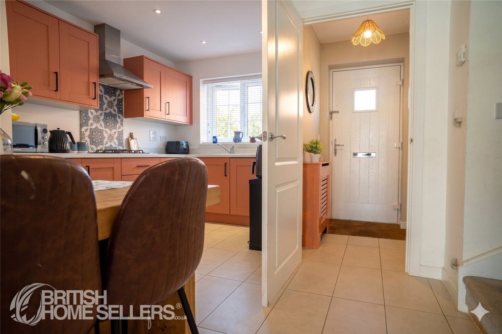 Property photo 2 of 17 Picture No. 04