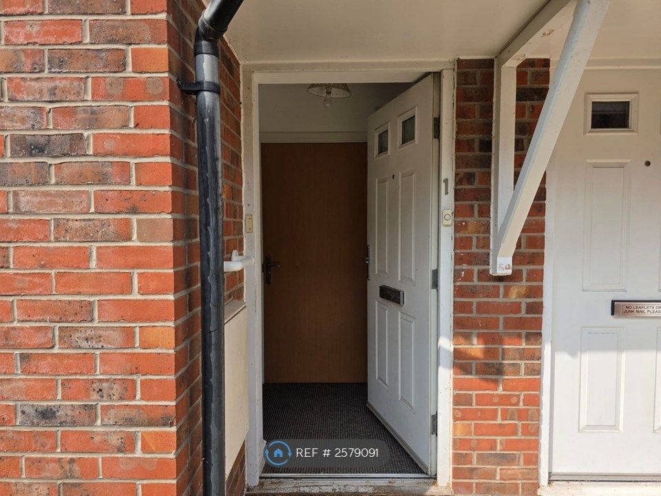 Property photo 2 of 24