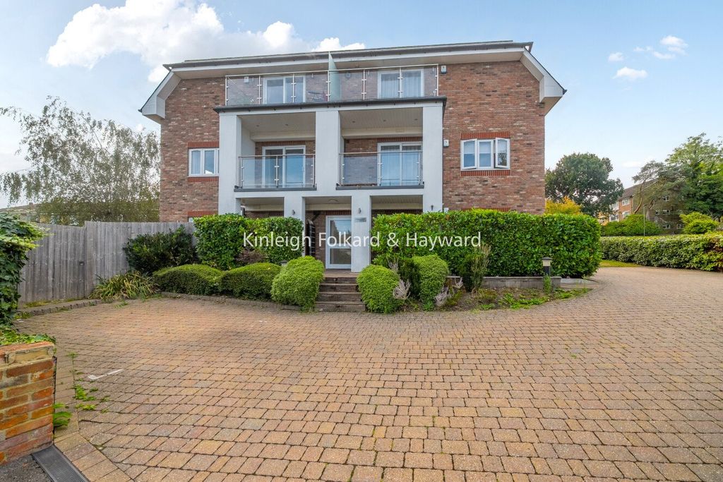 Property photo 3 of 17 External
