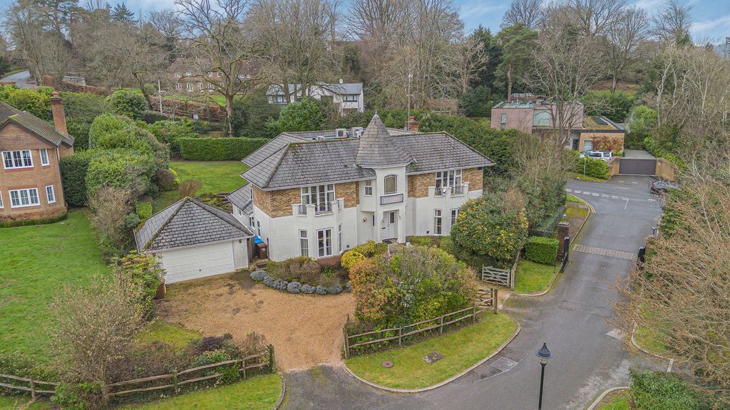 Additional image 10 of 4 bed detached house for saleBrassey Hill, Oxted RH8