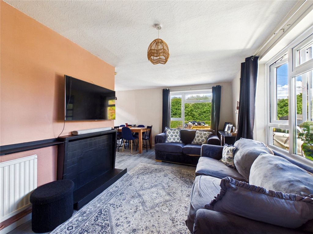 Property photo 2 of 14 Picture No. 02