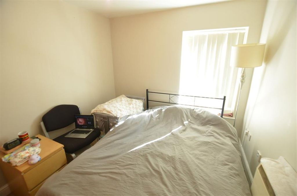 Property photo 3 of 4