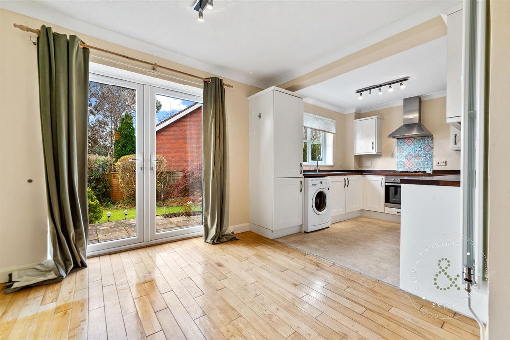 Property photo 3 of 23 Hollington-Drive-12.Jpg