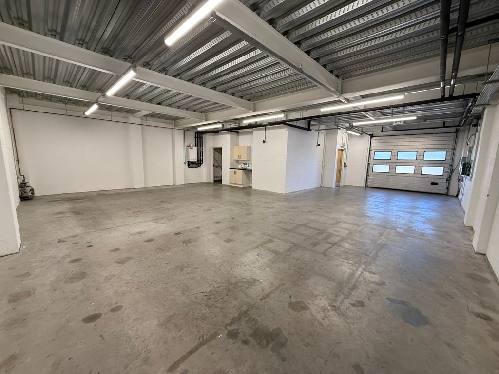 Property photo 3 of 16 Photo 13