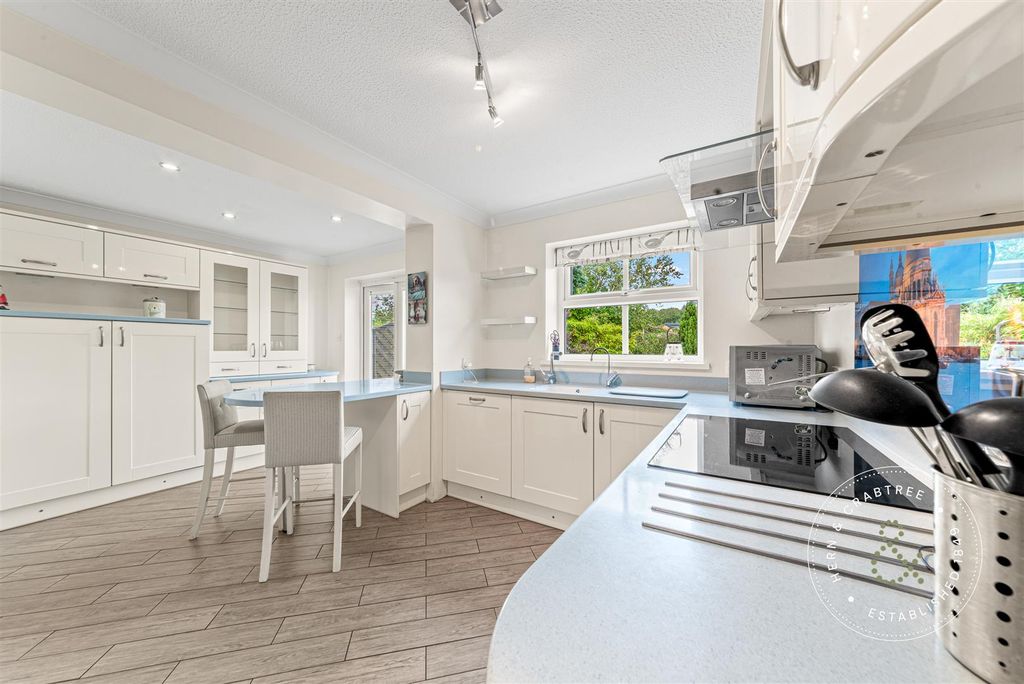 Property photo 2 of 35 Ffordd-Y-Berllan-22.Jpg