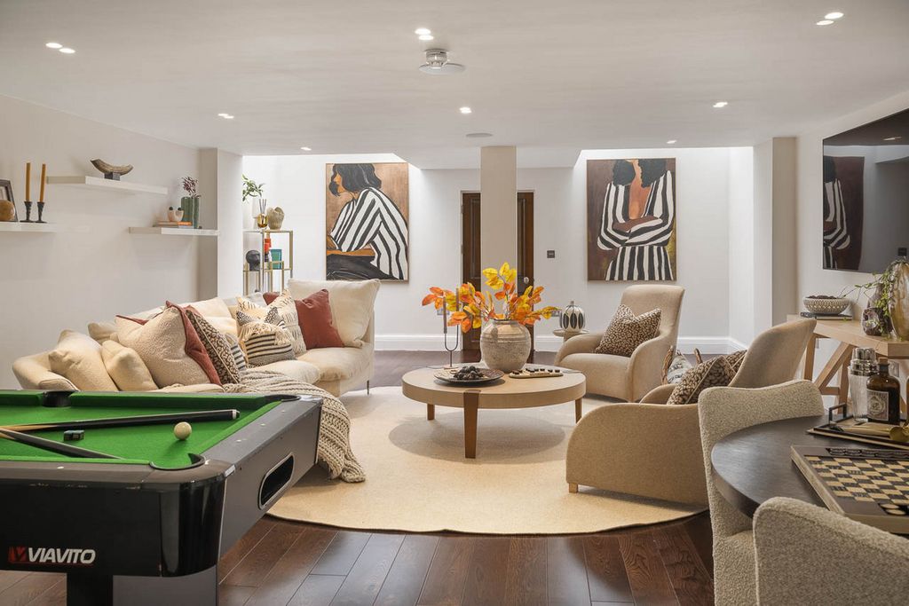 Additional image 20 of 8 bed terraced house to rentCheyne Walk, Chelsea SW3