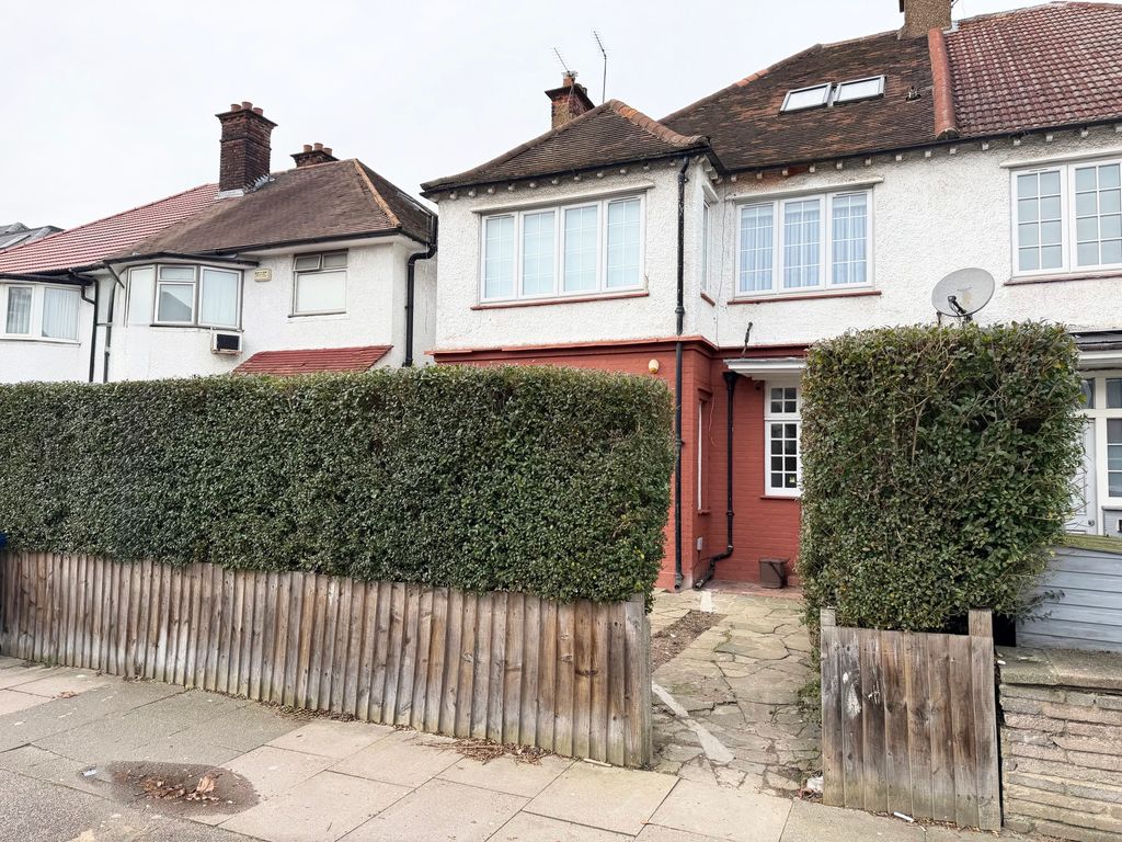 Property photo 1 of 14