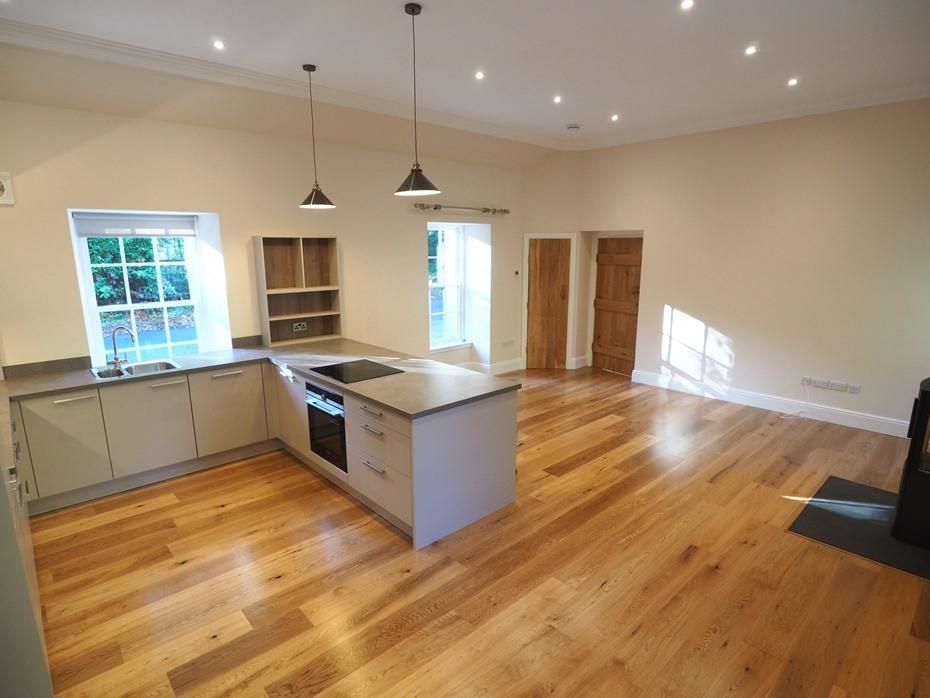 Property photo 2 of 30