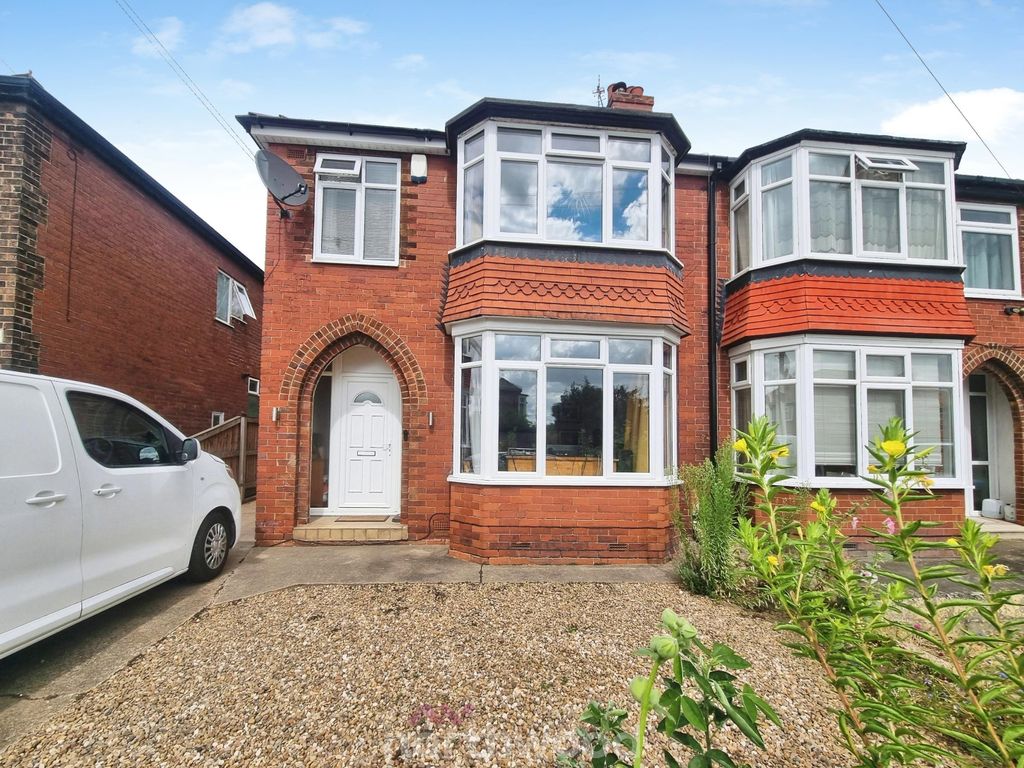 Property photo 1 of 25