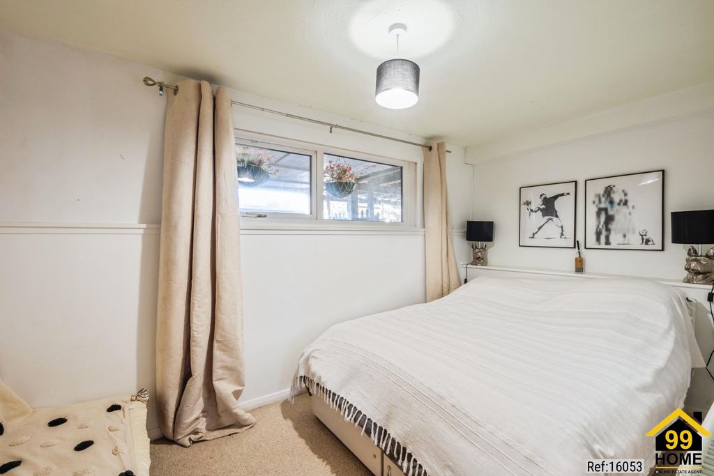 Property photo 3 of 20 Photo 2