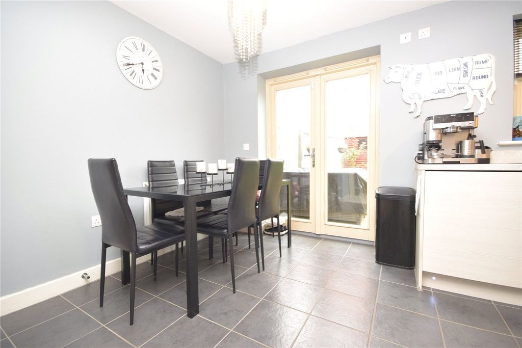 Property photo 3 of 13 Picture No. 09