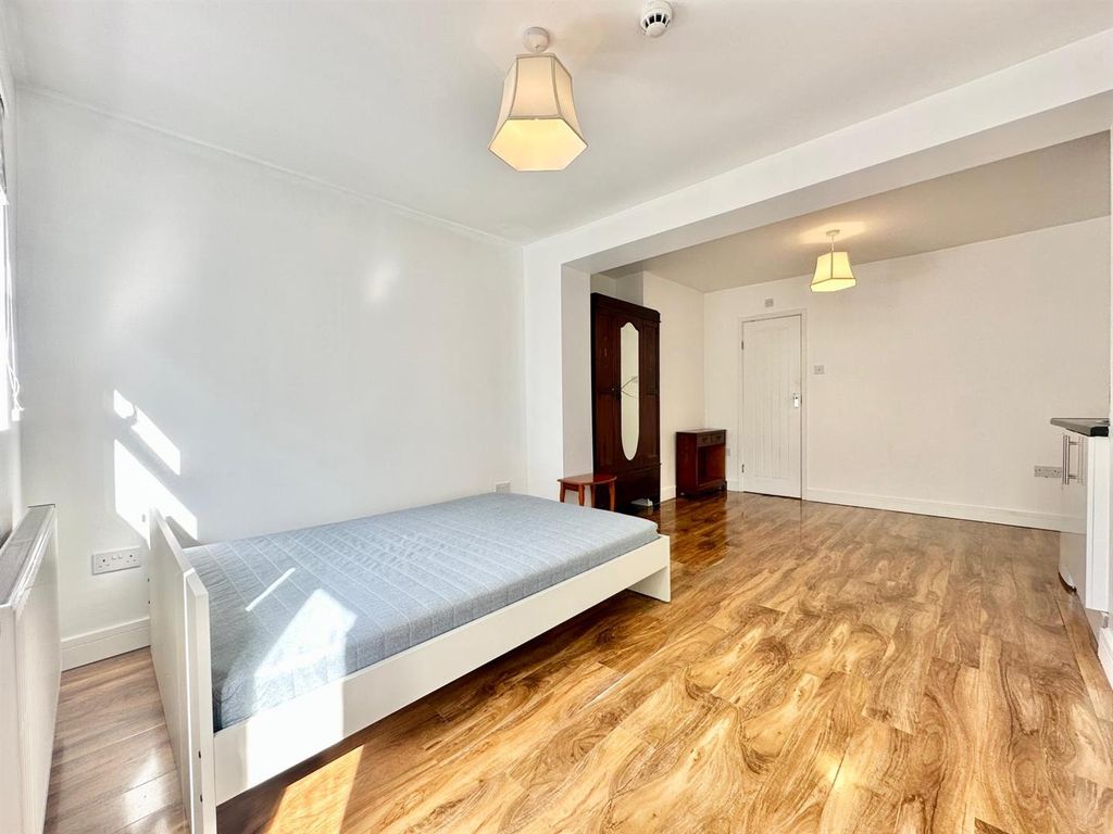 Property photo 3 of 3 Whatsapp Image 2026-04-13 At 4.36.28 Pm (1).Jpeg